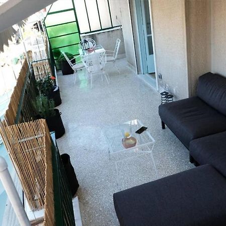 The Captains Flat On The Roof Aten Exteriör bild